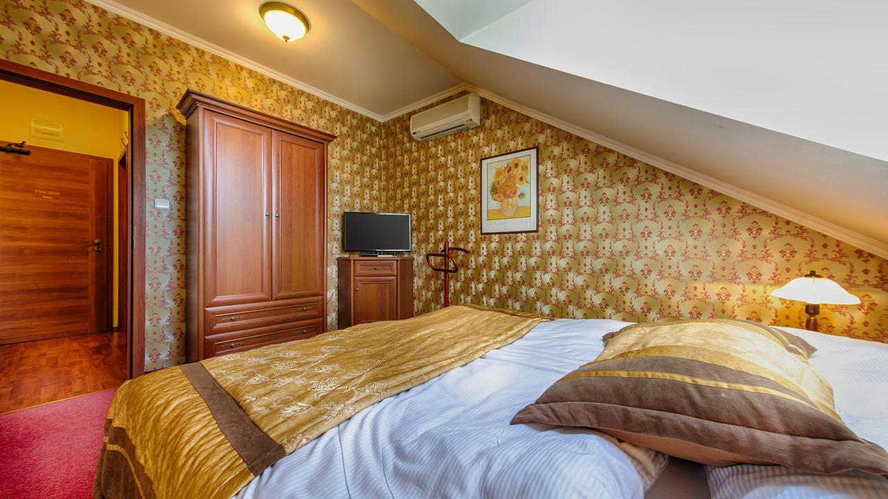 Hotel Tevel Sladkovicovo Dış mekan fotoğraf